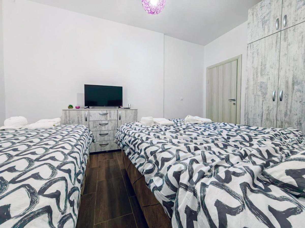 Mialex Apartments Dobra Voda Exterior photo