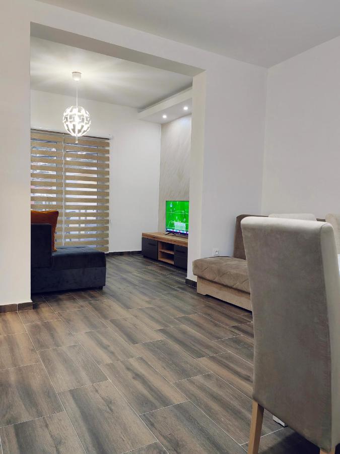 Mialex Apartments Dobra Voda Exterior photo