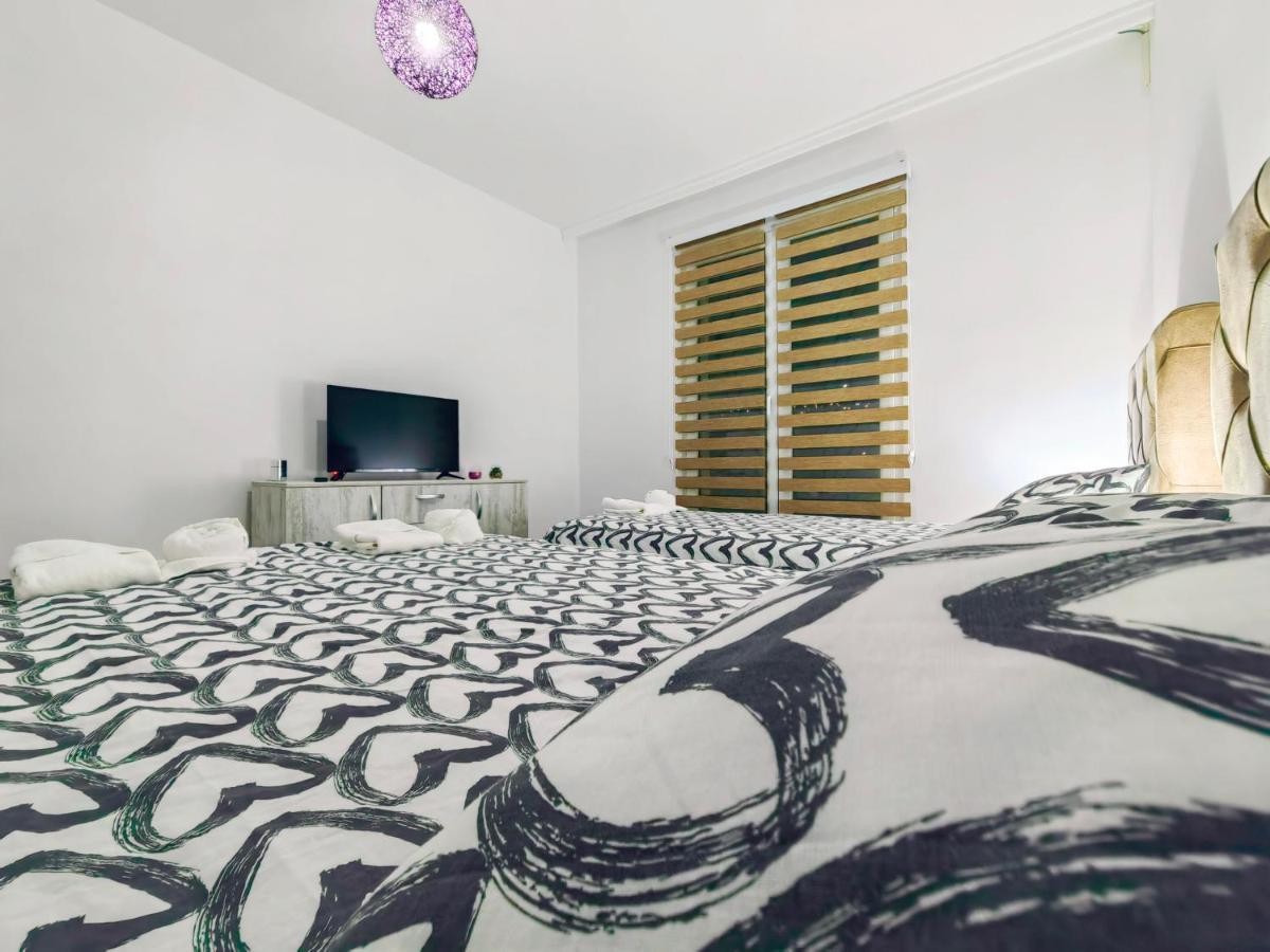 Mialex Apartments Dobra Voda Exterior photo